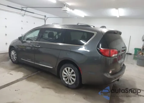 2017 Chrysler Pacifica Touring-L from USA, damaged, VIN 2C4RC1BG5HR821322